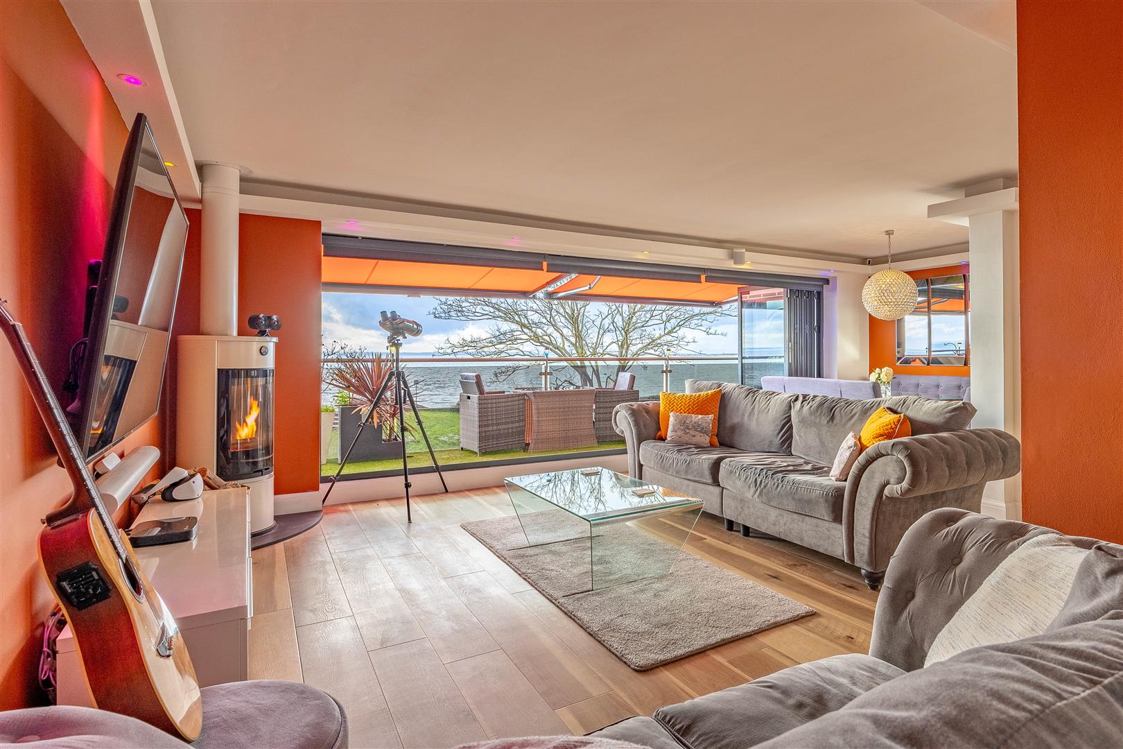Lounge/Diner
